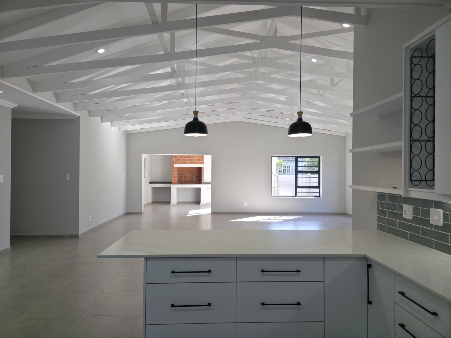 3 Bedroom Property for Sale in Aston Bay Eastern Cape
